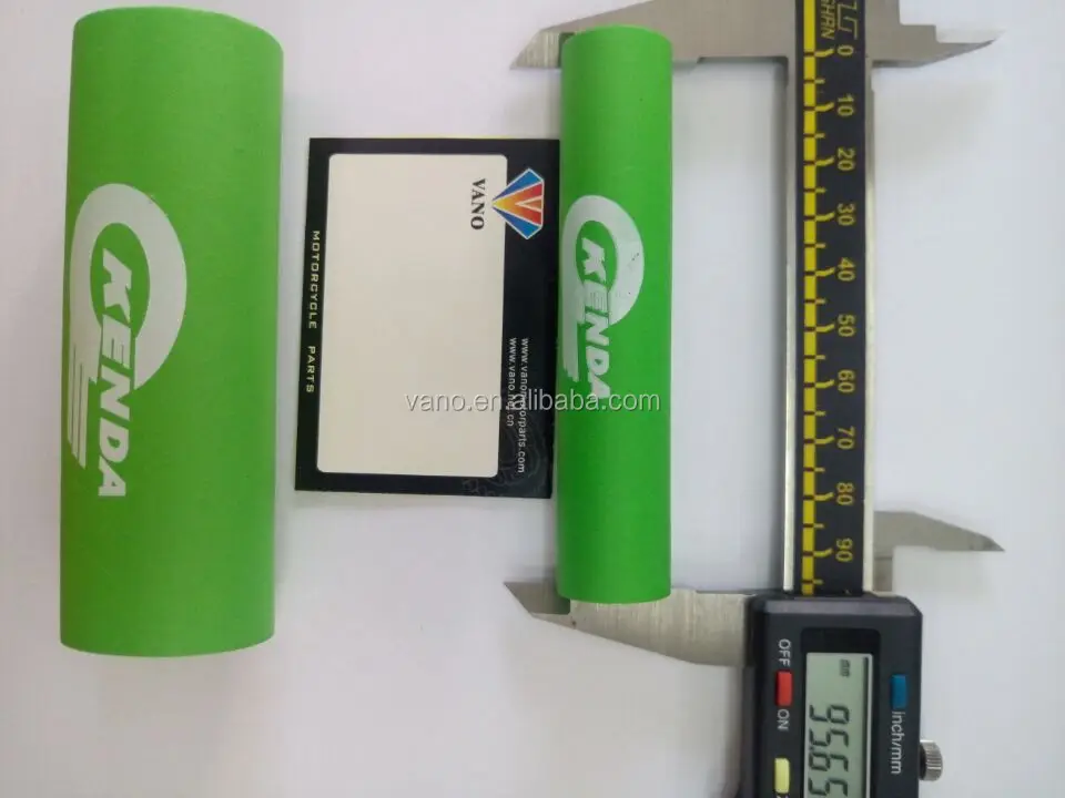 Skid-proof motorcycle sponge handle grip