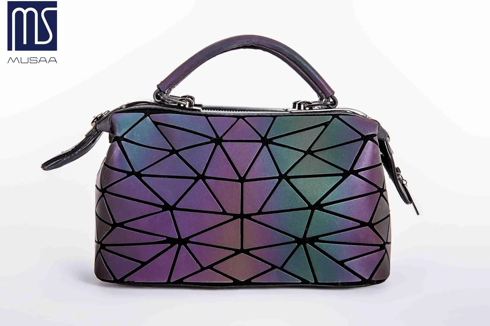 New Fashion Design Oem Woman Triangle Pu Geometric Handbag Wholesale