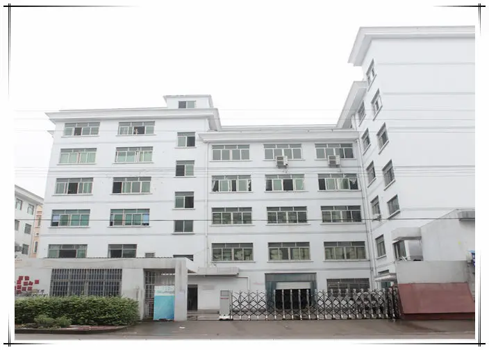 Wholesale Embroidery Rhinestone Shoulder Brooches Epaulettes and Fashion Brooches for Men Suits_.jpg