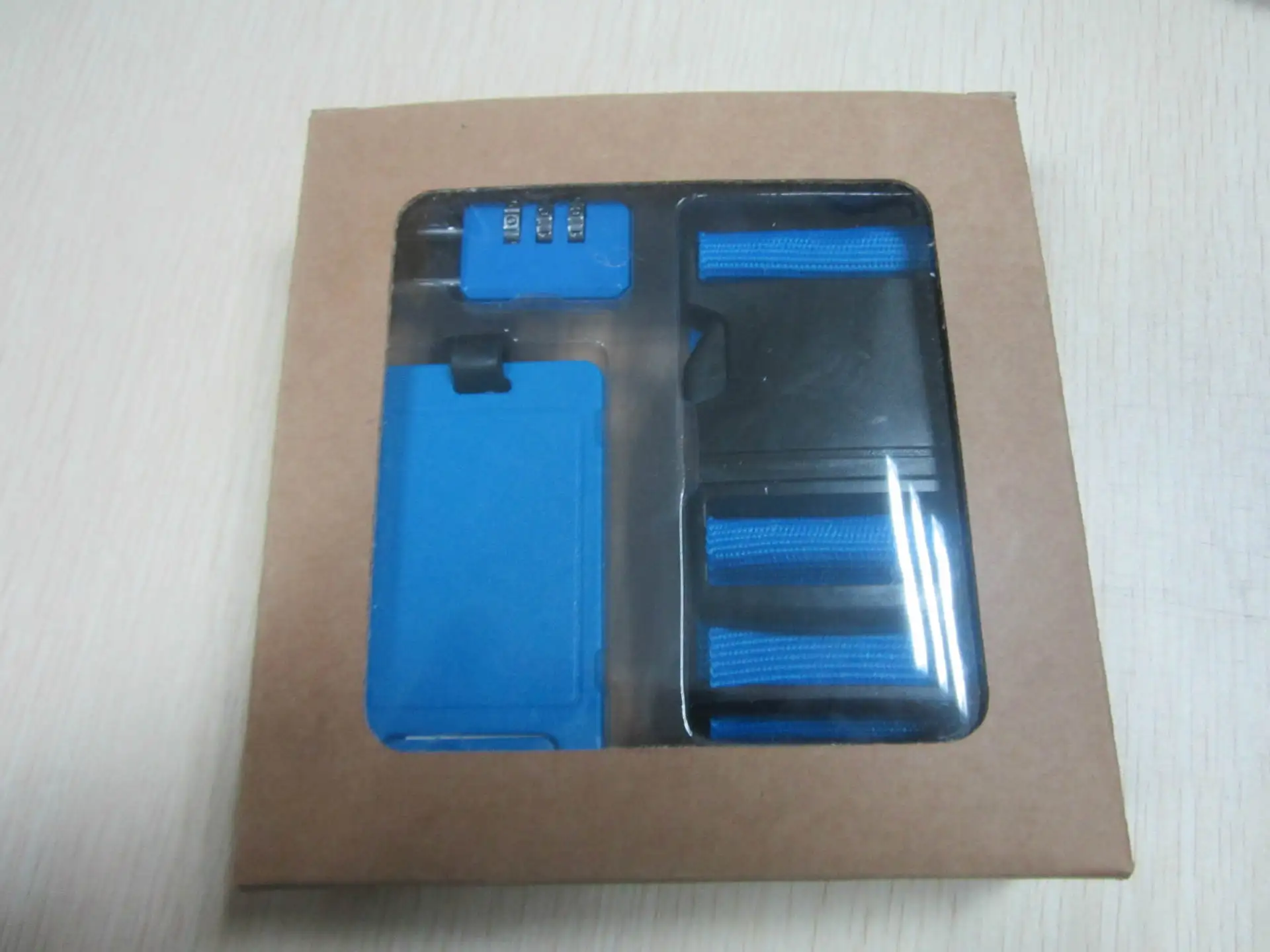 plastic luggage tag straps