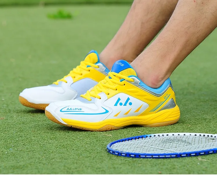 best shoes for indoor badminton