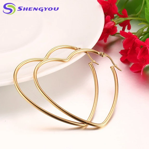 Fashion Dubai Gold Heart Shape Stud Earrings Women