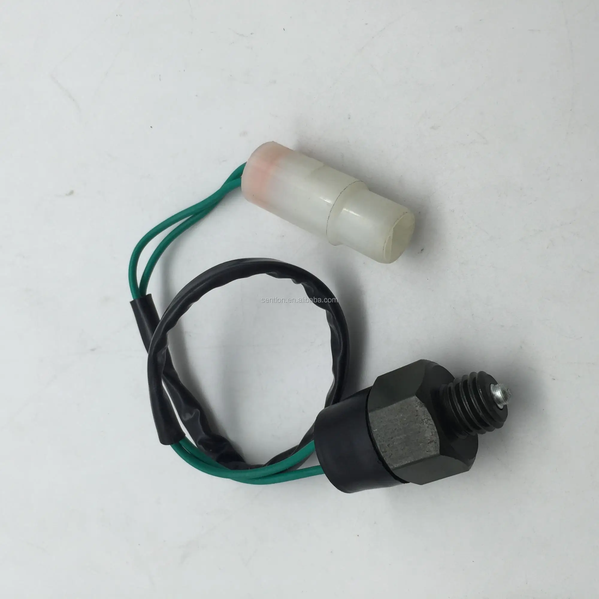 0ky0317640a/b Auto Reverse Light Switch Brake Light Switch Stop Light