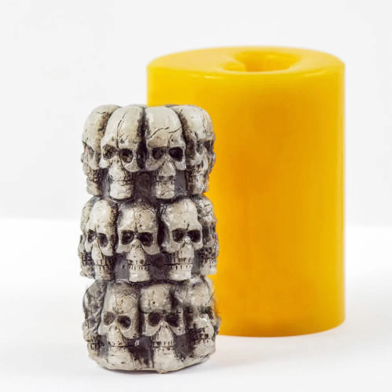 skull candle mold.jpg