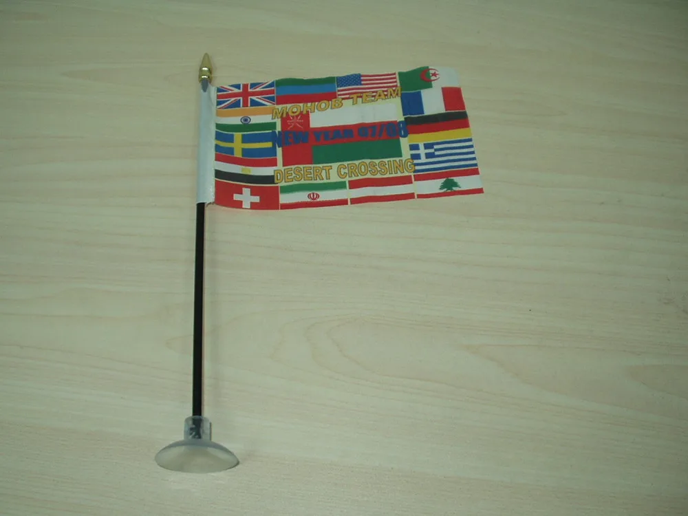 Factory Wholesale Mini Table Desk Flags Hot Selling Custom All Countries Small Desk Flags supplier