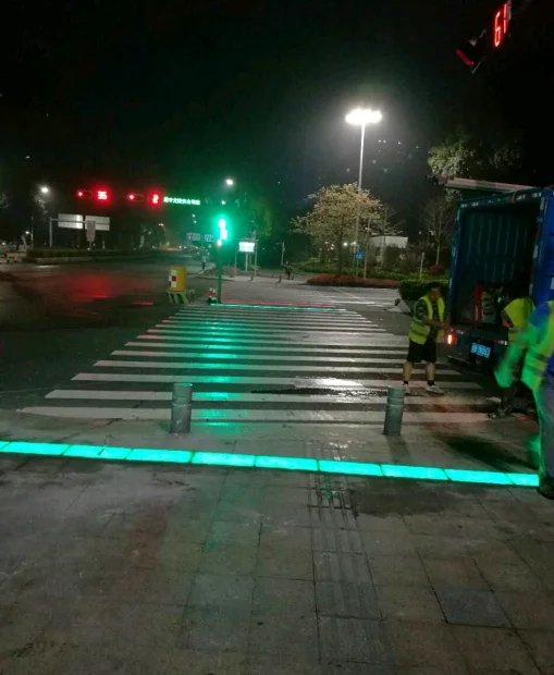 Pedestrian Road Crossing Floor Traffic Lights - Buy Floor Traffic ...