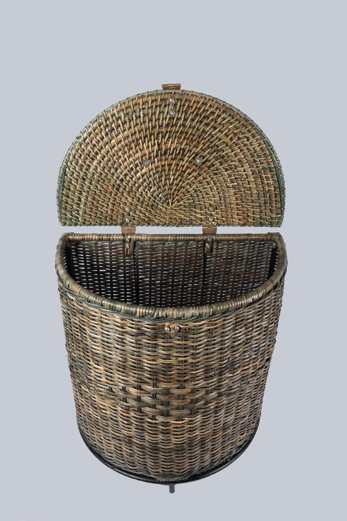 large round laundry basket