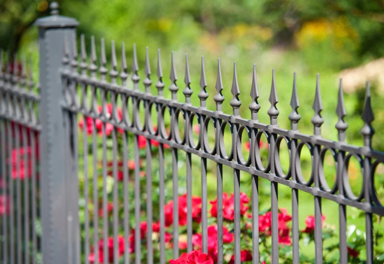 Brackets For Fence Hanging Baskets Metal Fence,Boundary Wall Gates,Barb
