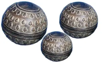 Hot sexy naked brunette