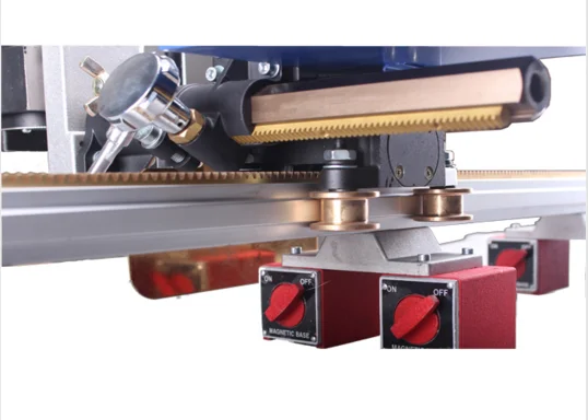 Magnetic rail welding carriage