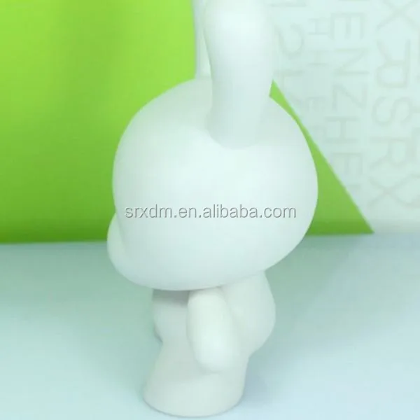 blank vinyl toy