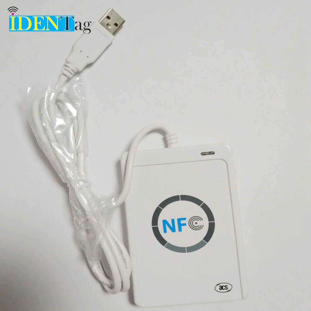 Считыватель белый. NFC считыватель USB. Acr122u USB донгл. USB-считыватель acr1252u-m1. Устройство для чтения и записи смарт-карт acr3901u-h3.