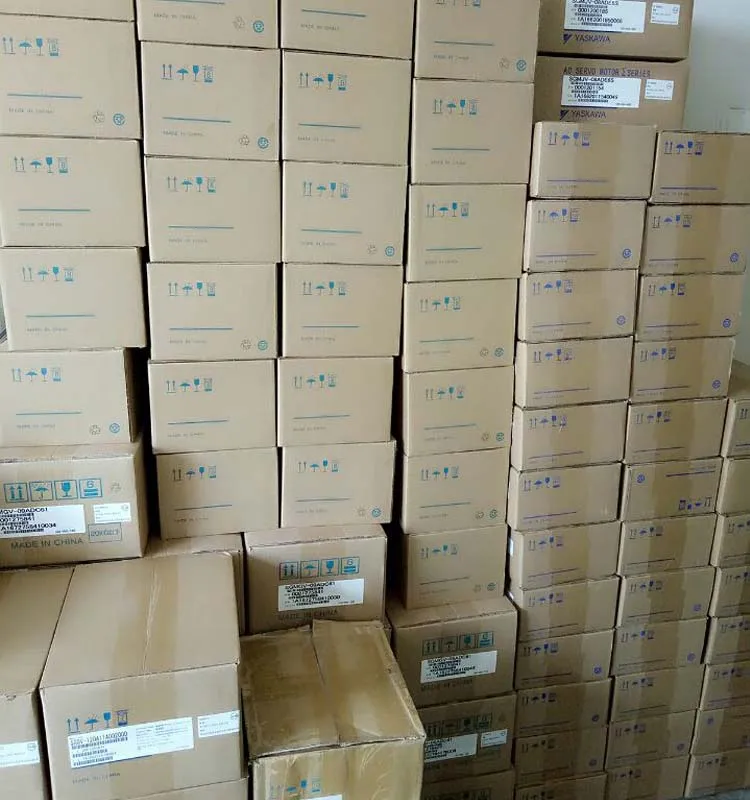 yaskawa servo pack.JPG