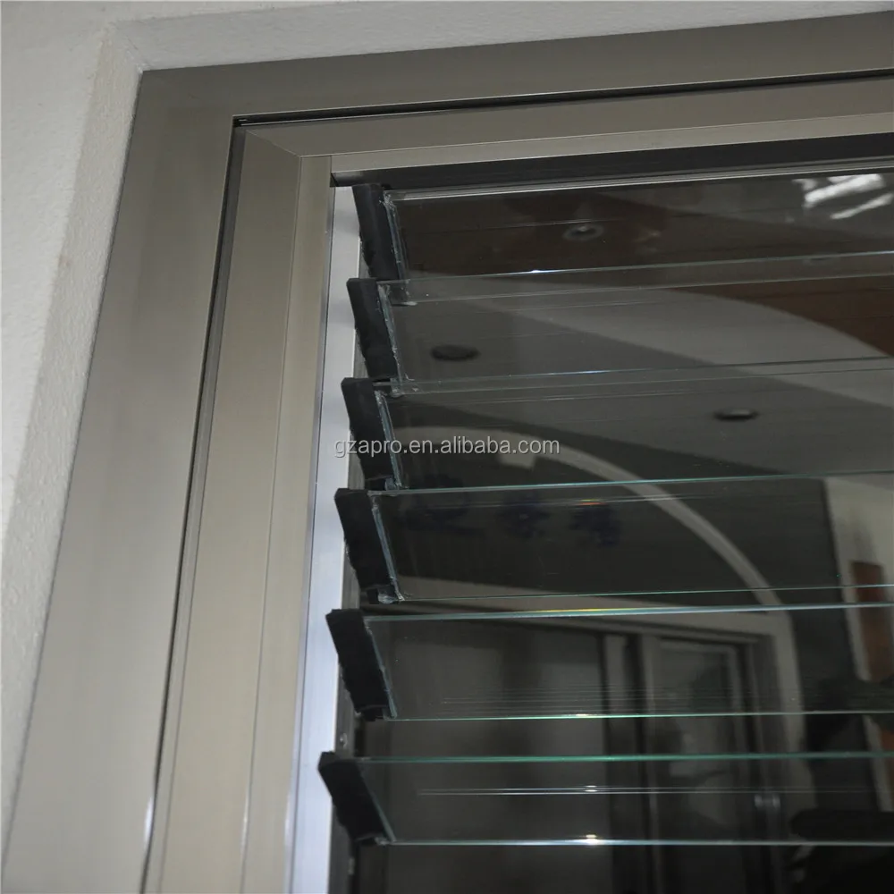 Sản phẩm nhôm kính cửa chớp cửa sổ khung được thiết kế với tính năng tối ưu và độ bền cao. Cửa sổ khung tiện lợi cho việc trang trí căn phòng và giúp tối ưu hóa không gian sử dụng cho căn hộ của bạn.