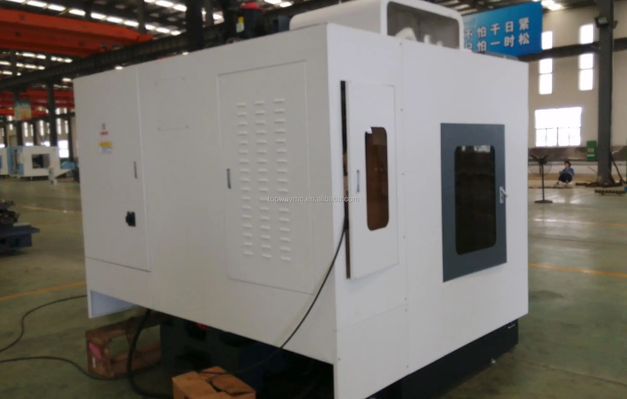 MLV850 VMC Machine 5-Axis CNC Vertical Machining Center .jpg