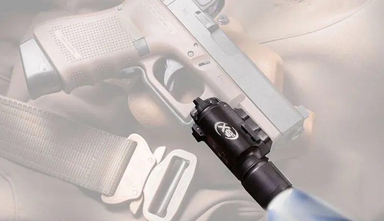 canis latrans 防水黑色 led 手电筒枪作为武器光