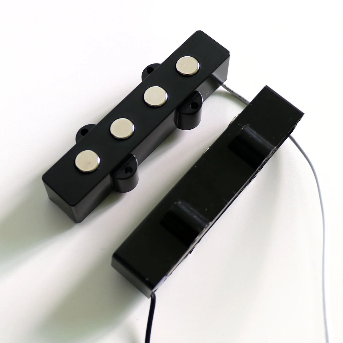 1set Ceramic 9mm Pole Piece 4 String Jazz Bass Pickup With Good