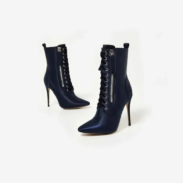 ankle boots with rubber heel