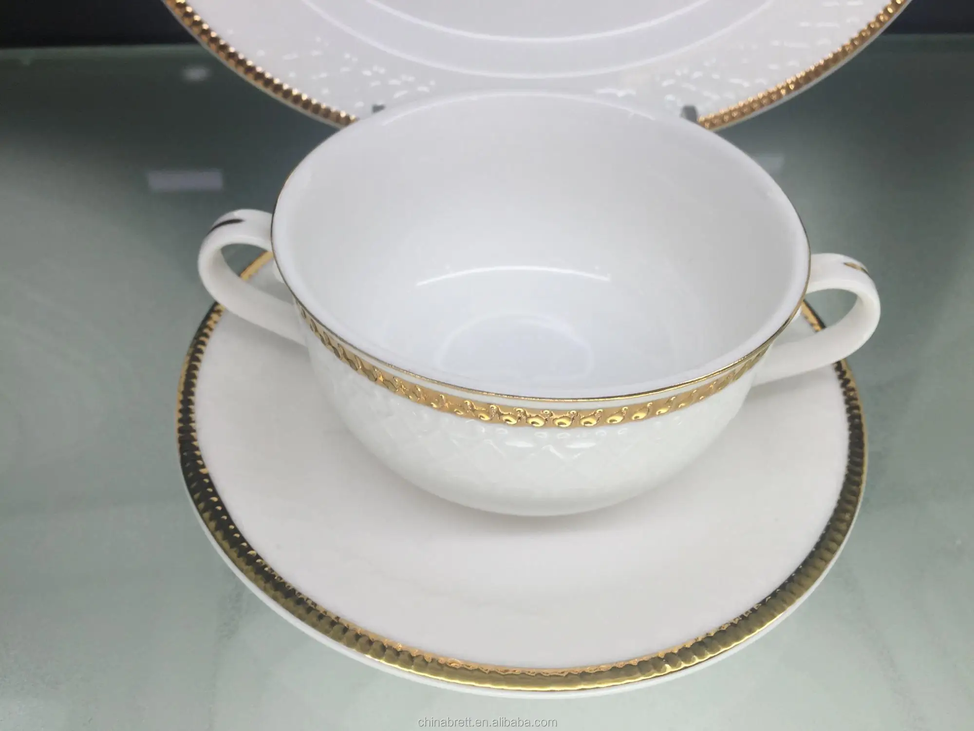 Dubai Ceramic Gold Rim Soup Bowl With Handles And Saucer