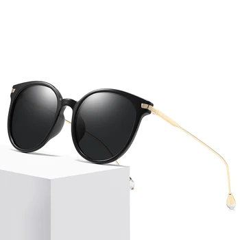 womans sunglasses