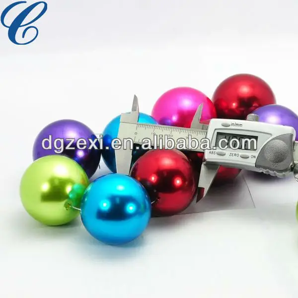 40mm plastic pearls.jpg