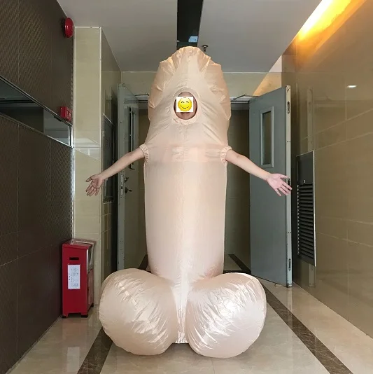 Gemischtrassiger Penis Cosplay Doppelter