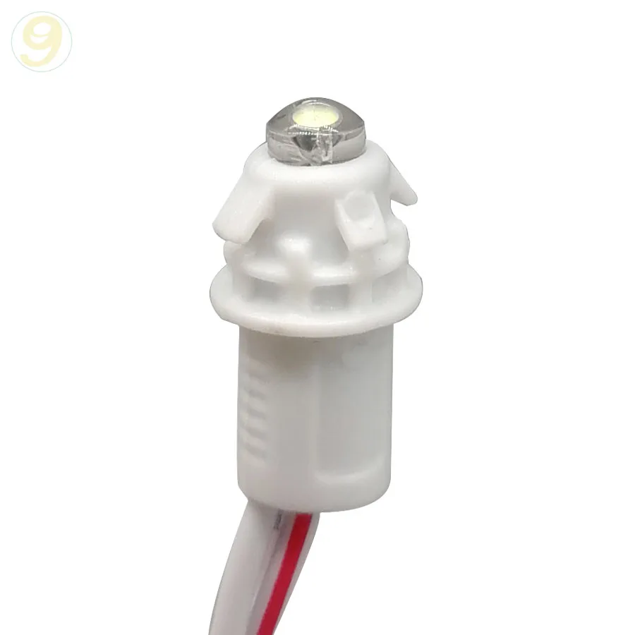 pixe white02.jpg