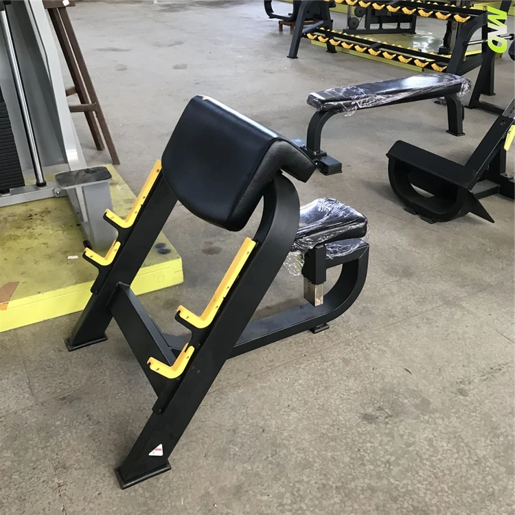 Preacher Curl Machine