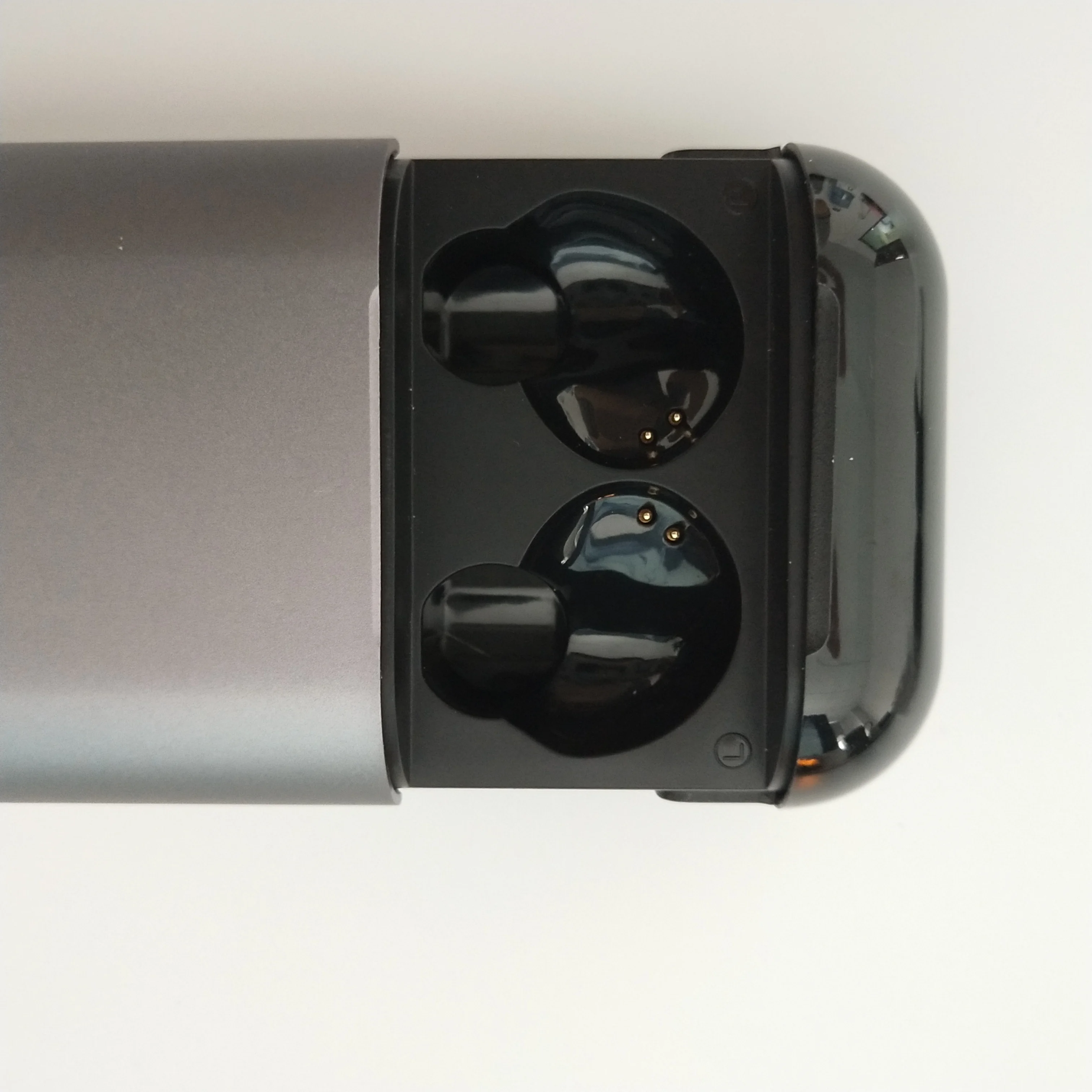 Magnetic Wireless Sport Earphones With Mic Stereo Bass Noise Cancelling Bluetooth Headphone S7 Tws\n