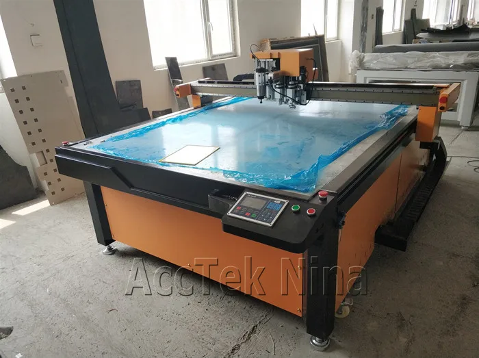 AccTek 1600*2500mm work area cnc oscillating vibrating knife cutting machine for foma fabric leather round knife cutter