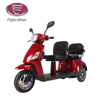 triciclo scooter