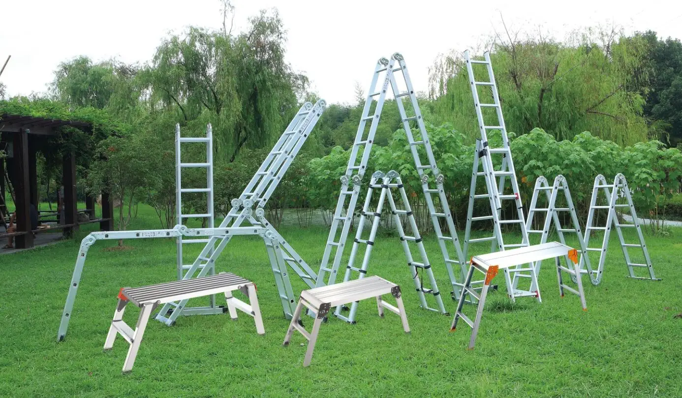 Folding and moveable type step ladder aluminium folding feature aluminium step ladder
