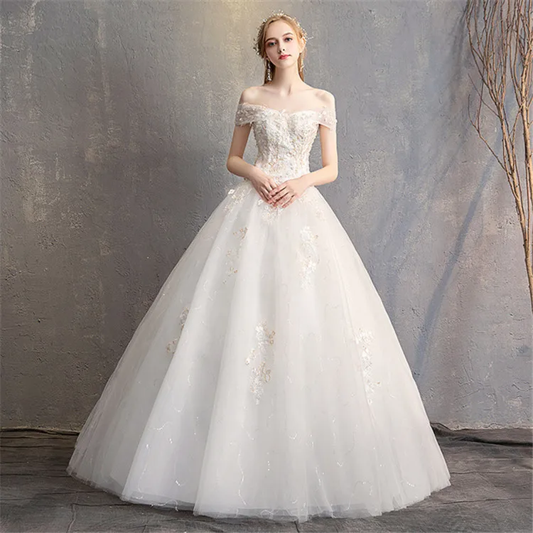 2019 Fashion Styles off shoulder Women Wedding dress Floor Length Vintage Applique Women Bridal Gown