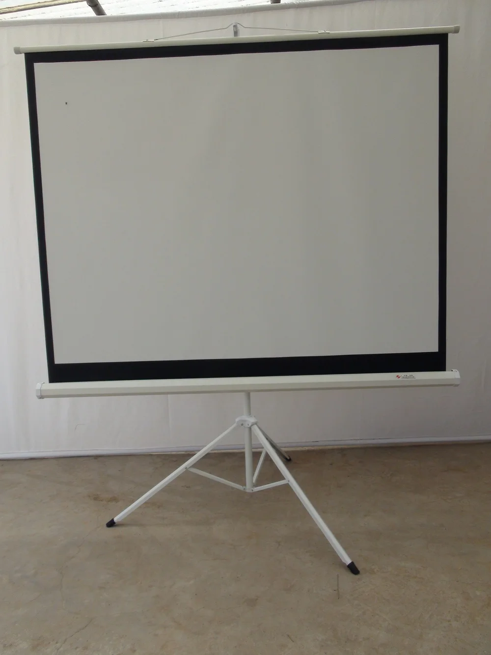200 inch projector screen stand
