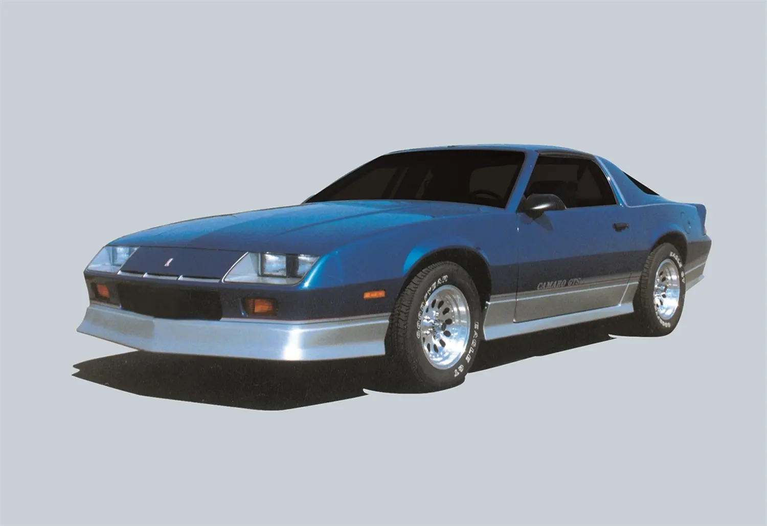 Camaro air roxy. Chevrolet Camaro 1987. Камаро 87.