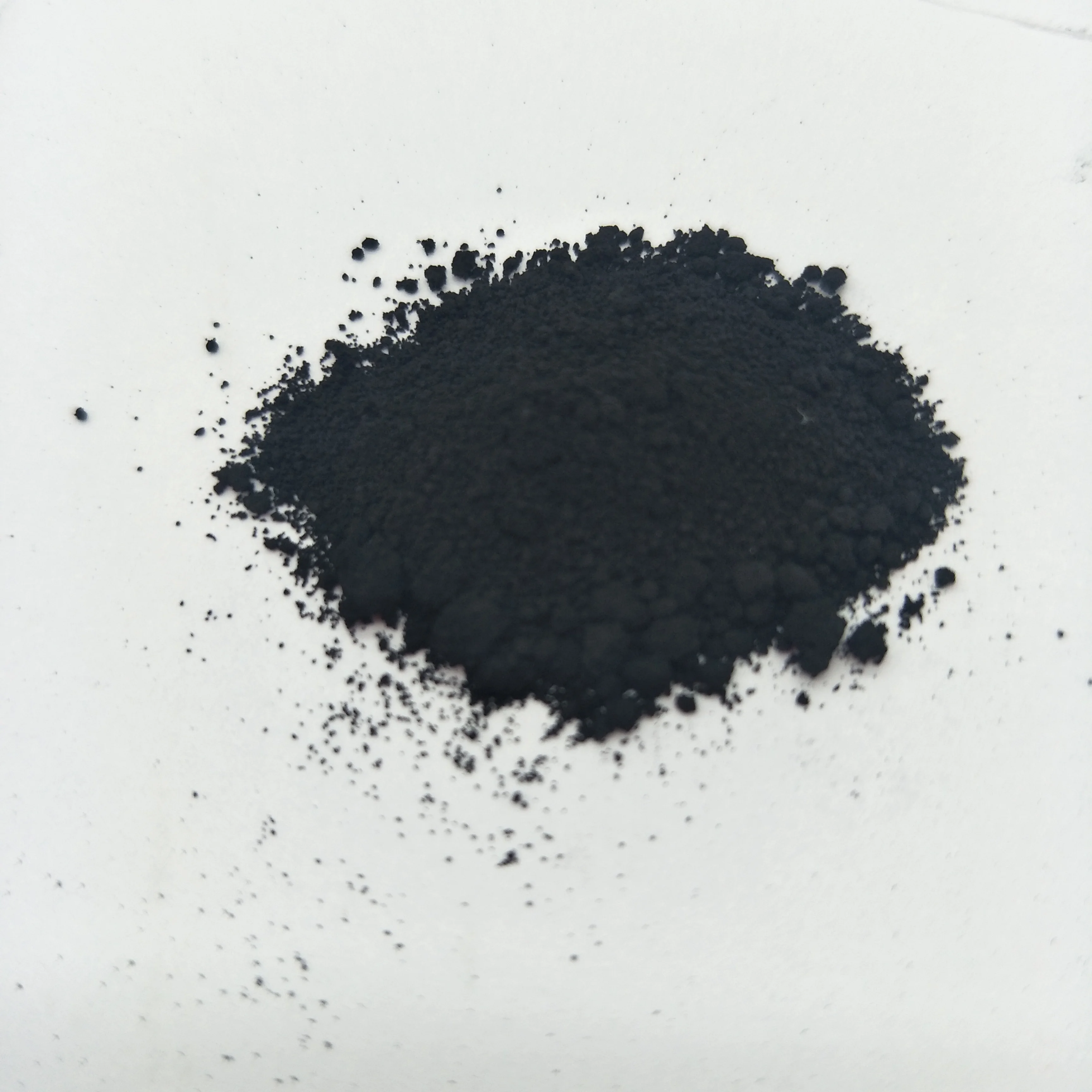 Черный пигментные чернила. Acid Black Pigments. Acid Black Pigments Formula. Перекрытие белым цветом черного пигмента.