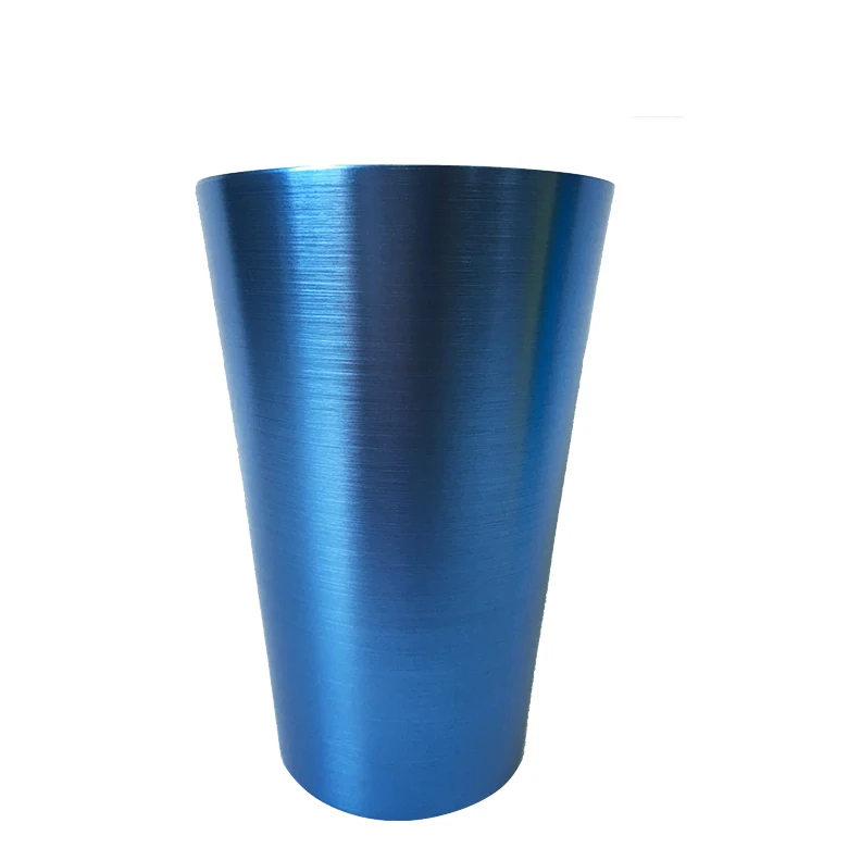 стакан из алюминия.