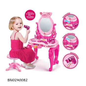 girls play dressing table