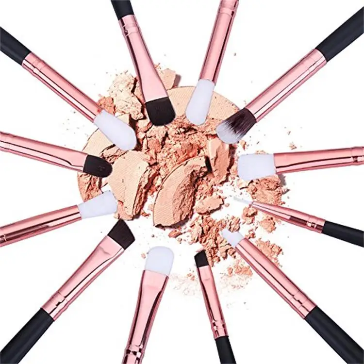 eyeshadow brush.jpg