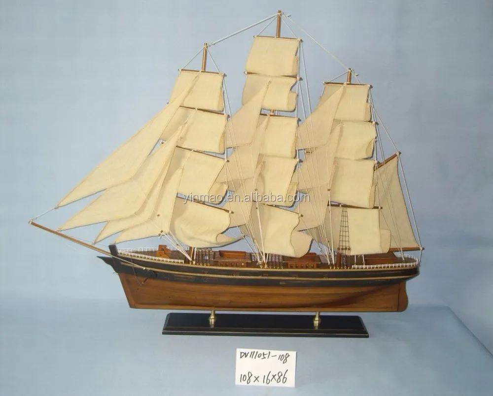 105厘米长度，“cutty Sark” 英国着名快速木制帆船模型，2 古董完成,最