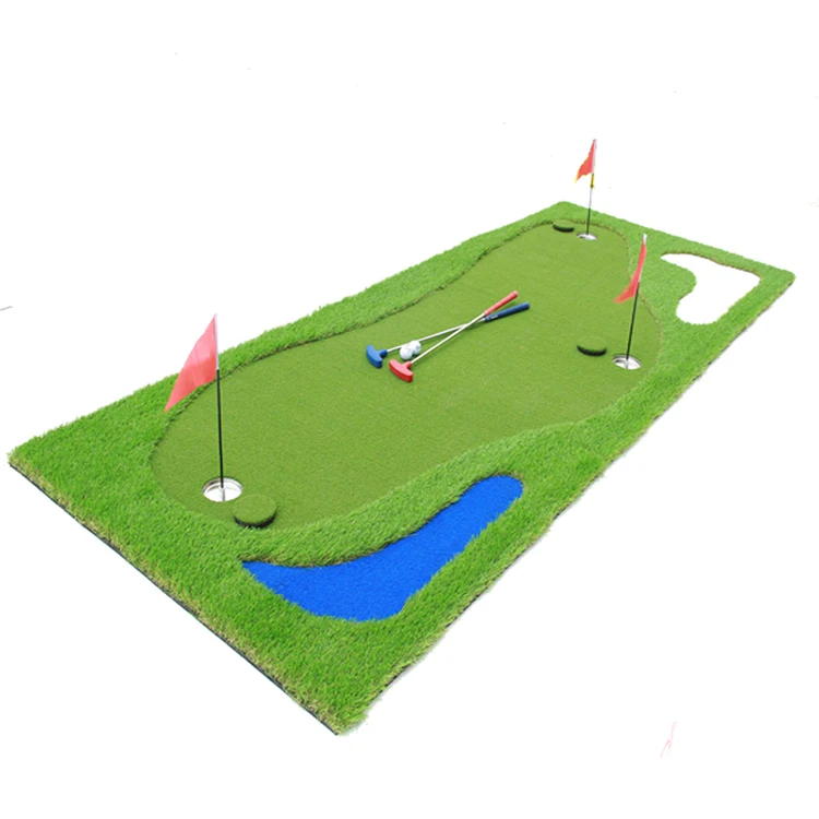 75*300 高尔夫为户外和室内练习提供绿色