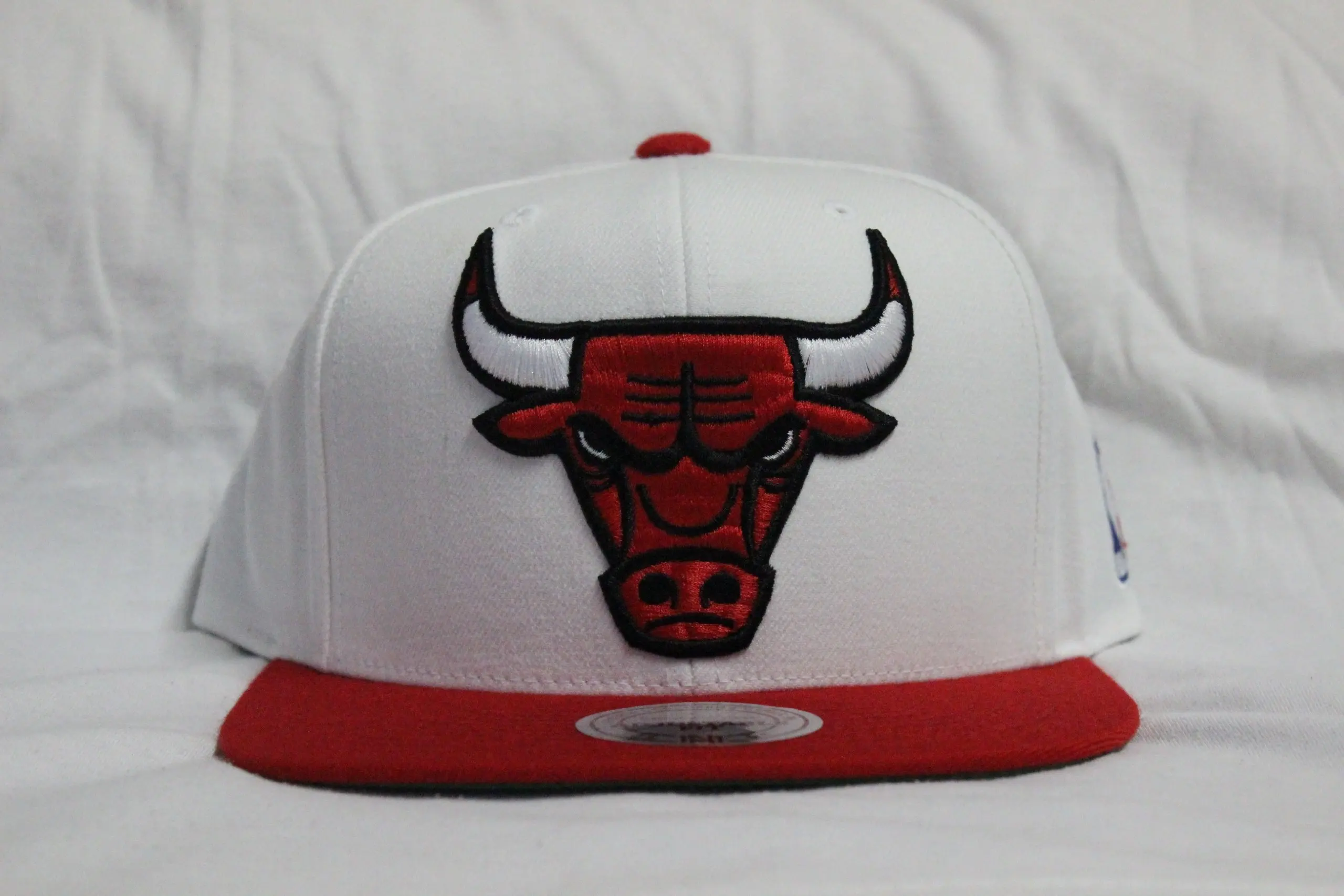 mitchell and ness chicago bulls championship hat