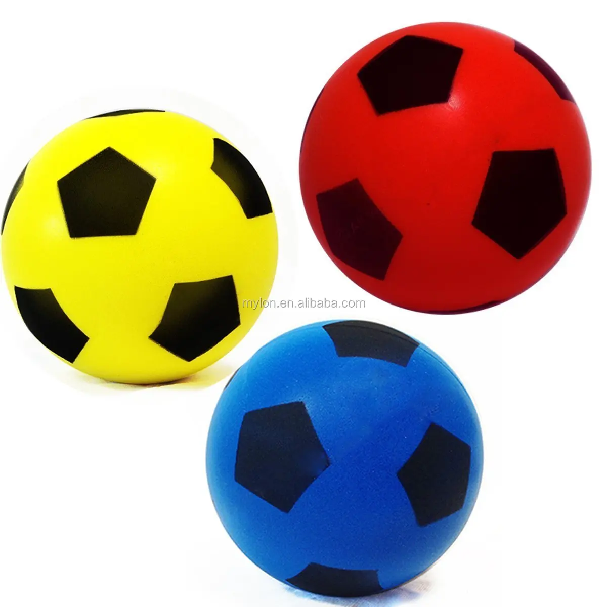 Игры футбольные мячи 3. Мяч PU футбол 7,6см tx31497. Мяч разноцветный. Мячи детские. Цветные мячики для детей.