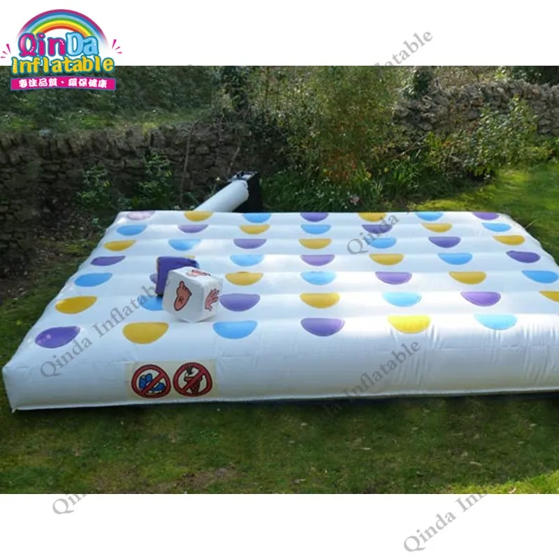 Outdoor Inflatable Jump Pad Twister Customized Giant