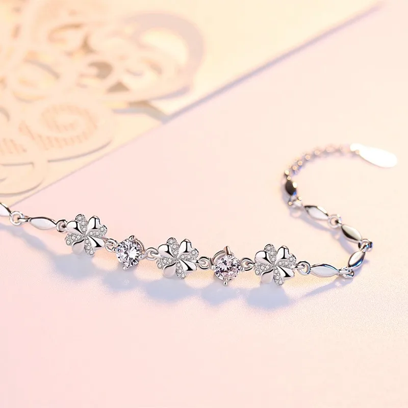 925 Sterling Silver Adjustable Leaf Clover Bracelet for Women Girls One Size At Nykaa Fashion - Your Online Shopping Store