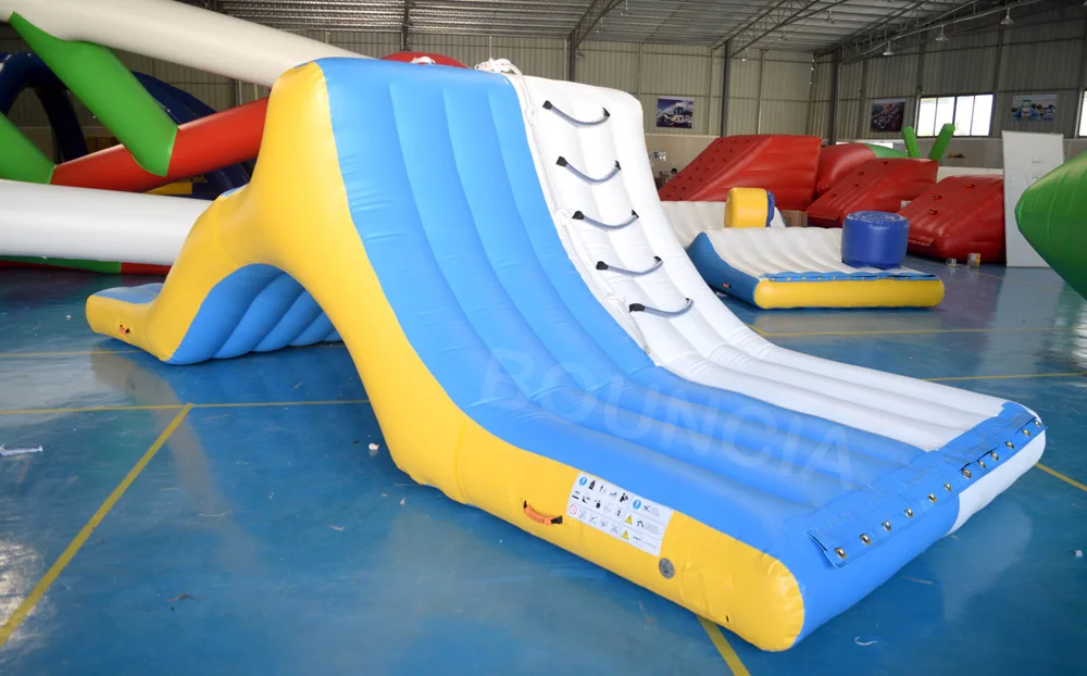 inflatable floating obstacle