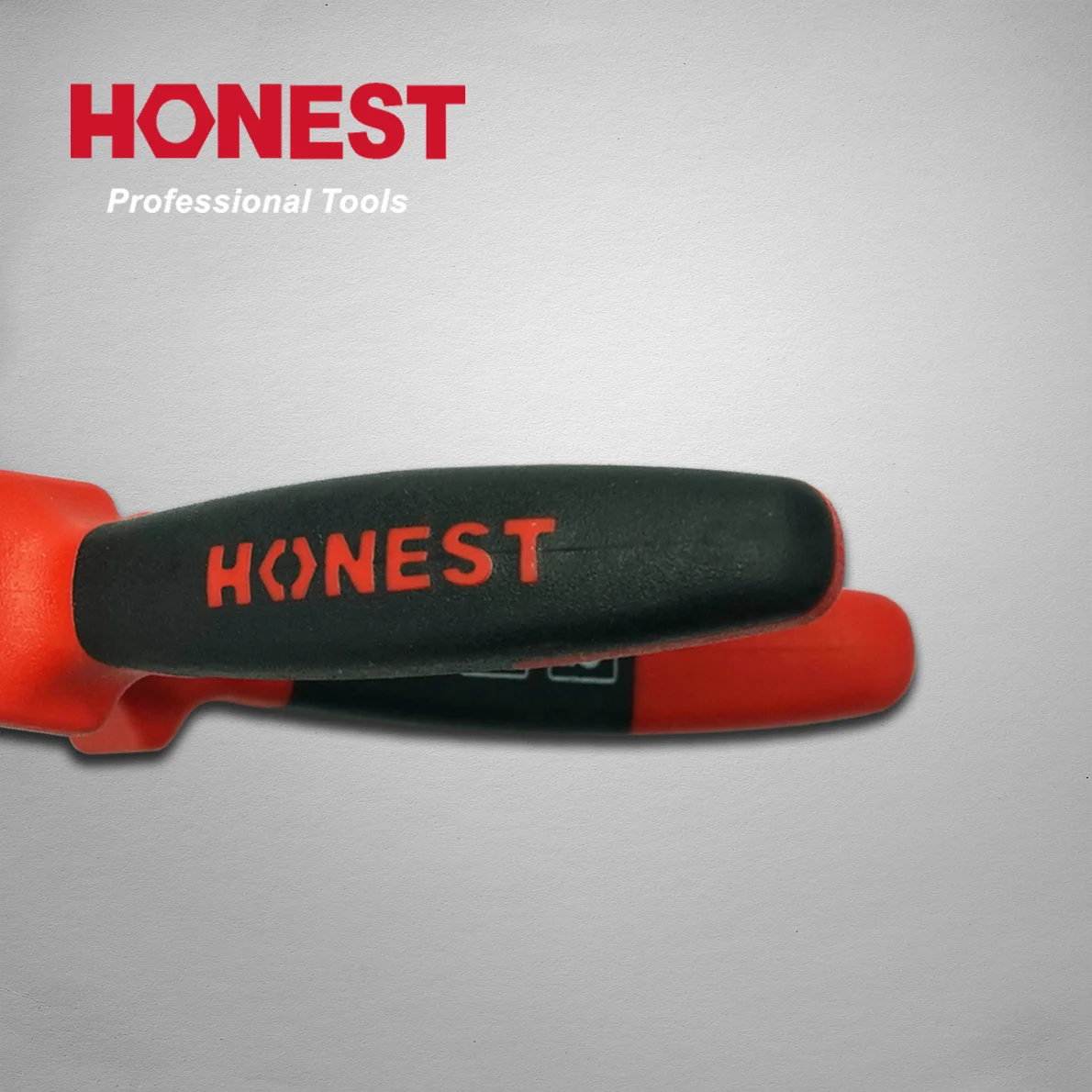 Free Sample Hand Tool 6" German Style Insulated Carbon Steel Wire Strip Combination Cutting Plier