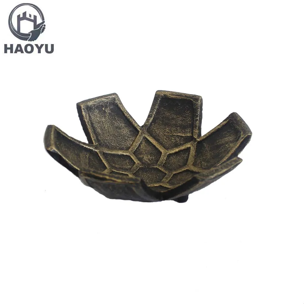 Novelty antique metal art indoor elegant decorative cast iron ashtrays.jpg
