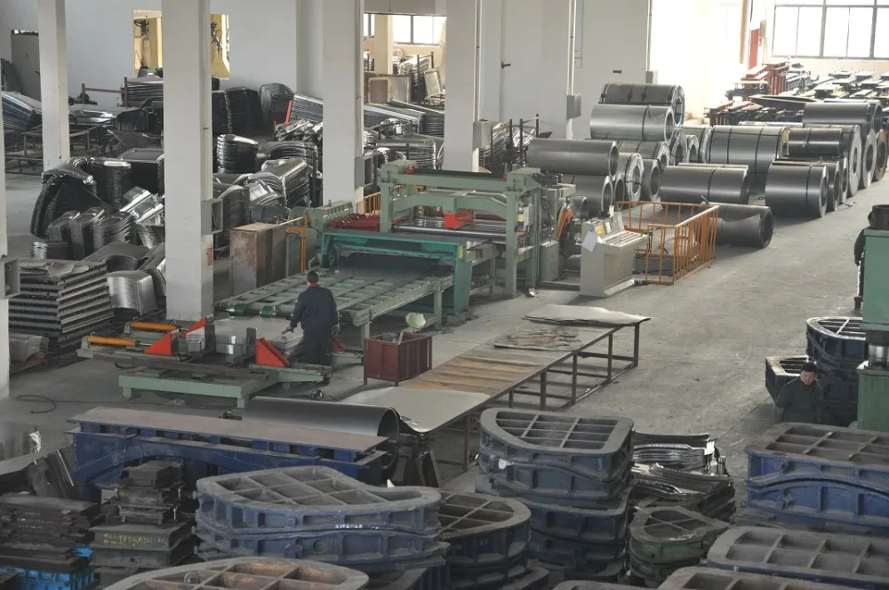 Chinese Auto Accessories Car Body For Mitsubishi Pajero V33 Auto Body