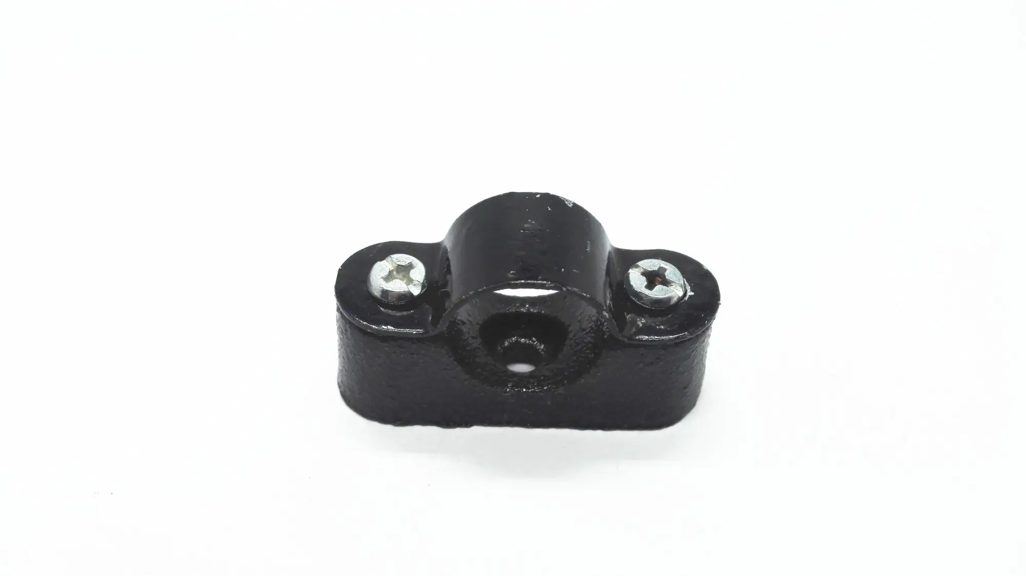 20mm-black-malleable-iron-flat-metal-pipe-clip-buy-pipe-clip-metal